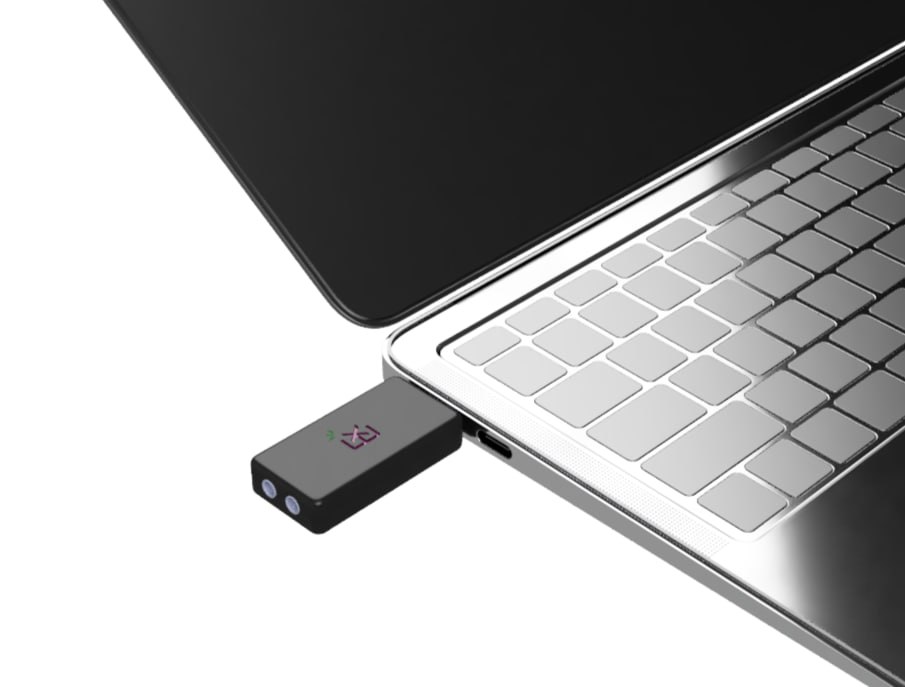 Voxia connected to a laptop via USB
